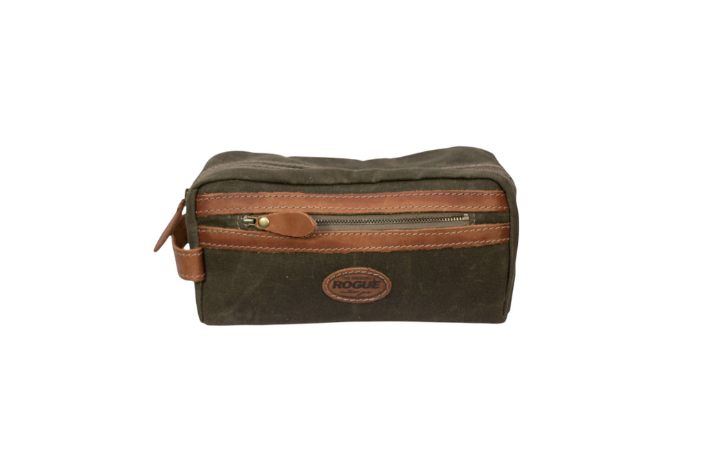 Toiletry Bag in Tin Cloth
